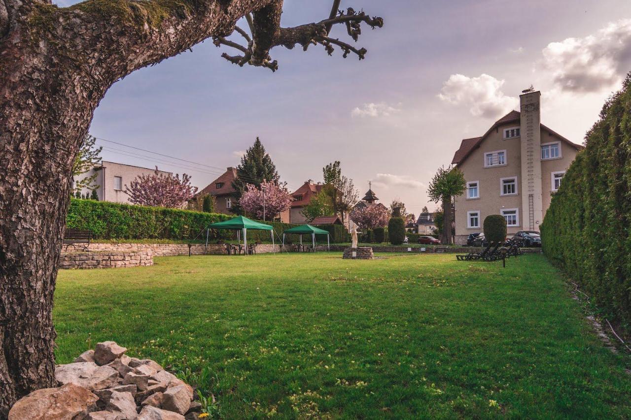 Villa Venus Kudowa Zdroj Exterior photo